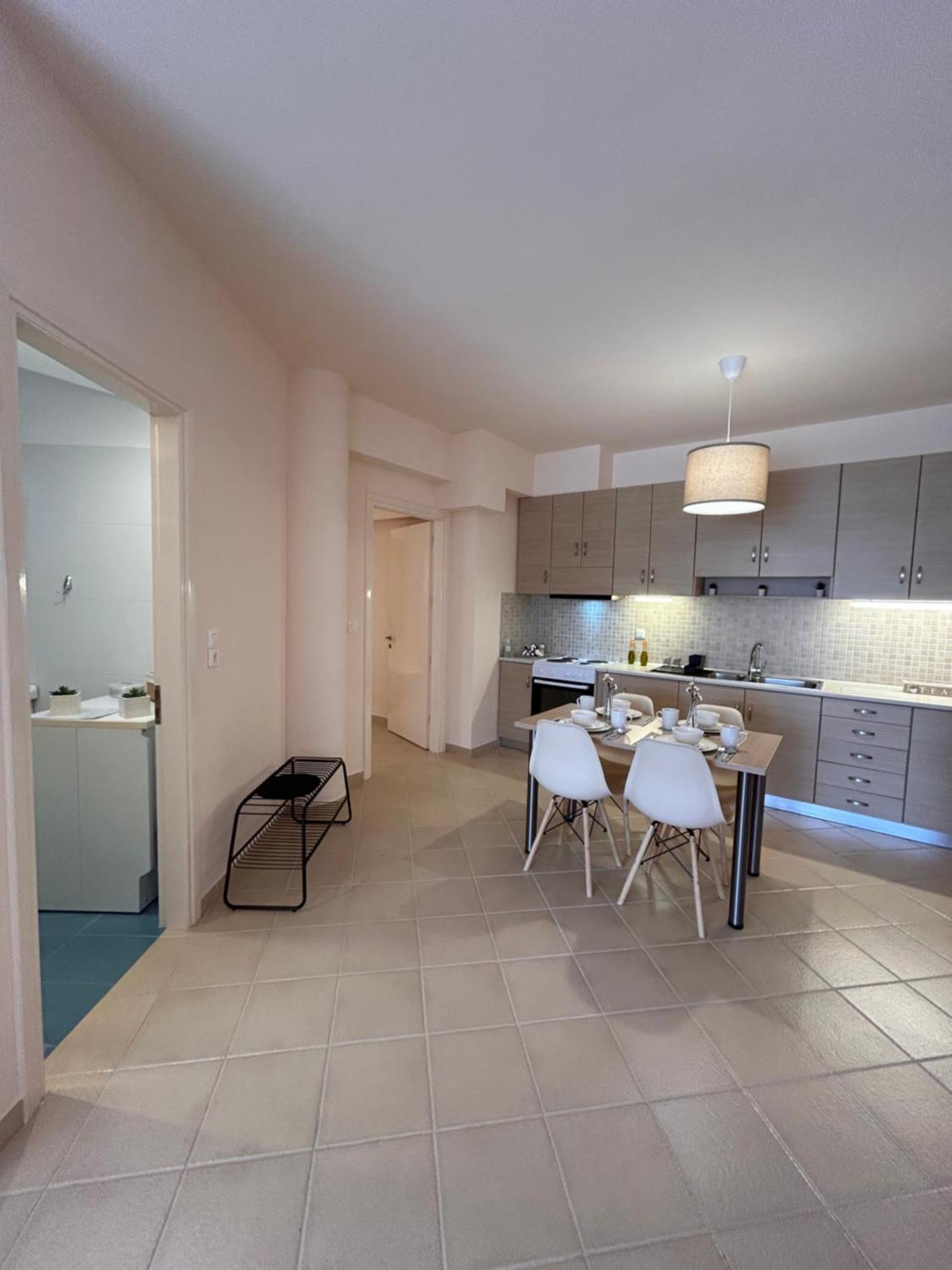 Feel At Home - Kalamata - Near The Center 外观 照片