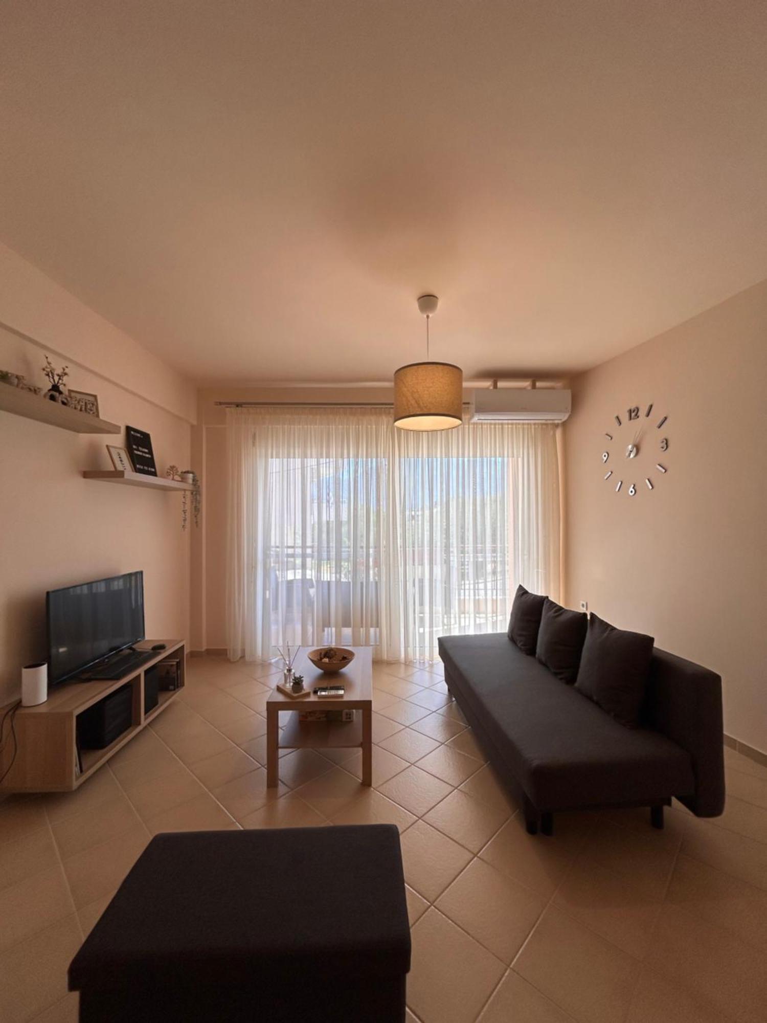 Feel At Home - Kalamata - Near The Center 外观 照片