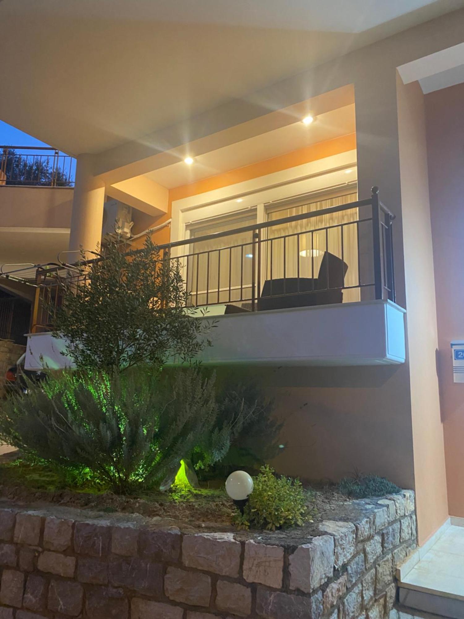 Feel At Home - Kalamata - Near The Center 外观 照片