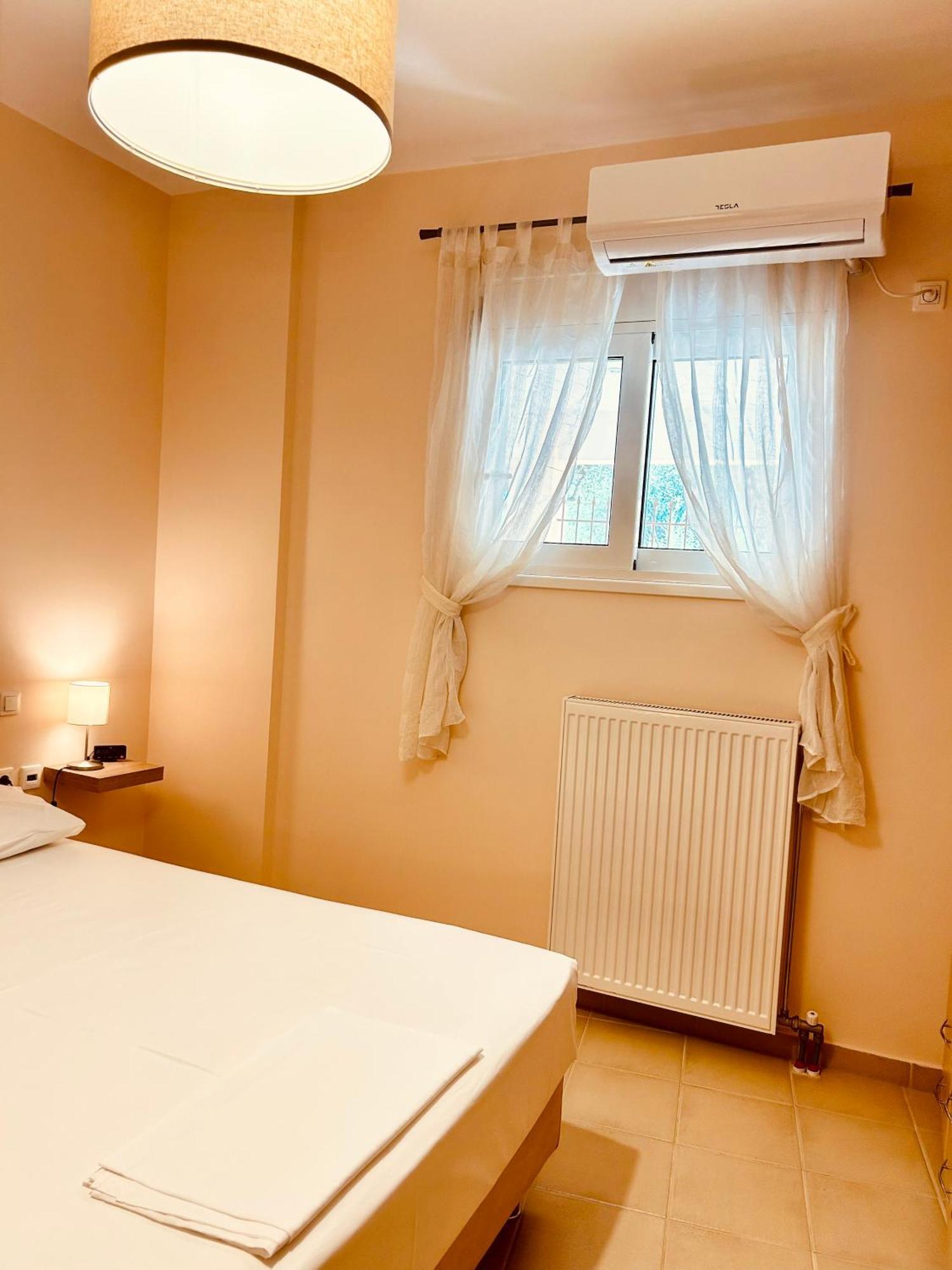 Feel At Home - Kalamata - Near The Center 外观 照片